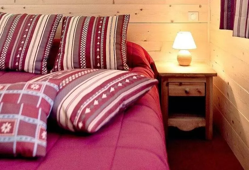 Logis Hotel Les Playes