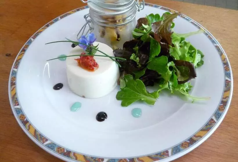 Logis Hotel Les Playes