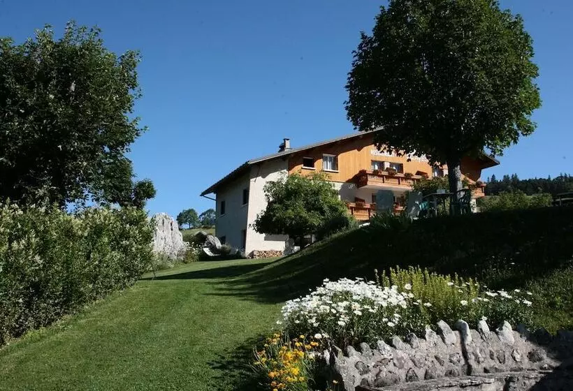 Logis Hotel Les Playes