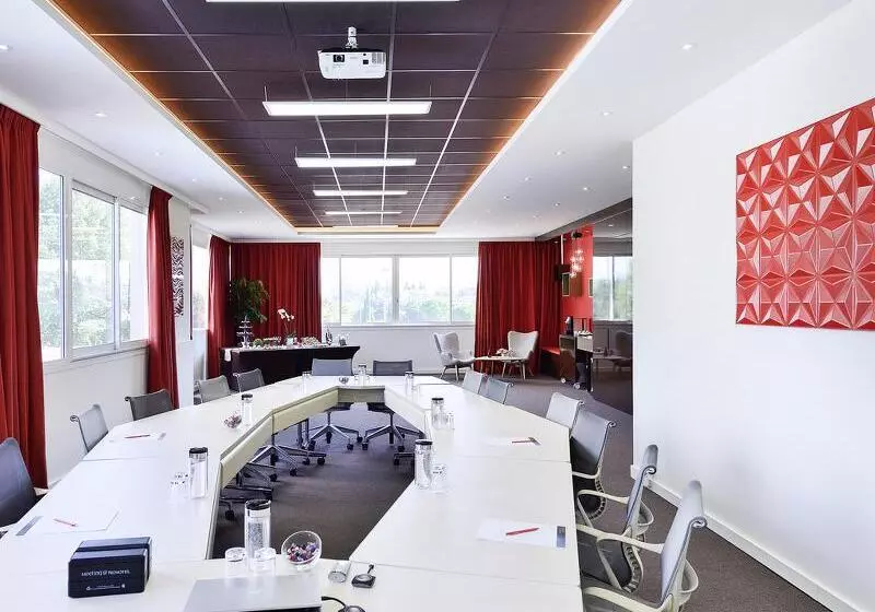 Novotel Avignon Nord