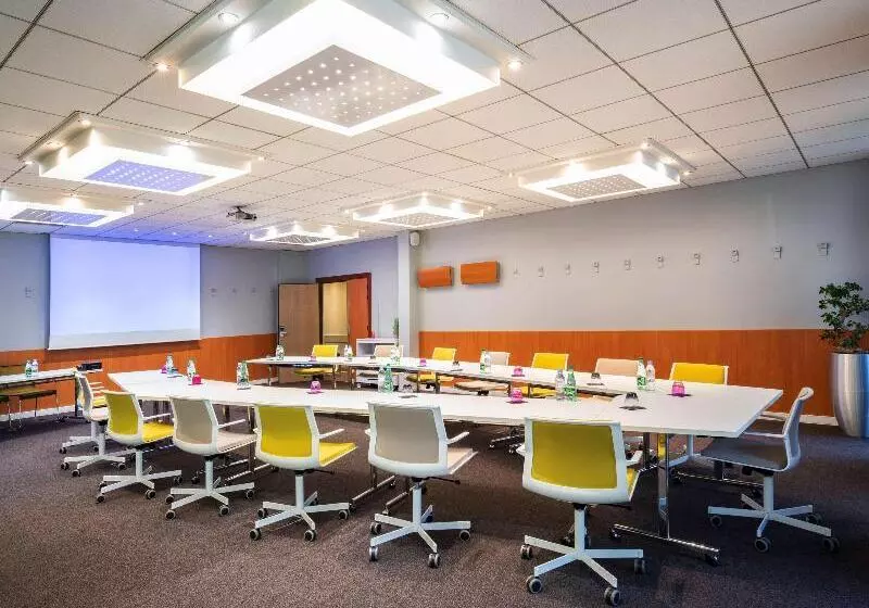 Novotel Evry Courcouronnes