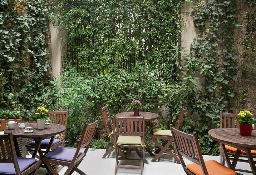 اقامتگاه Best Western Au Trocadero