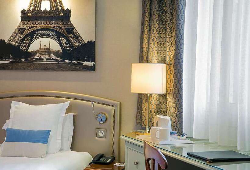 اقامتگاه Best Western Au Trocadero