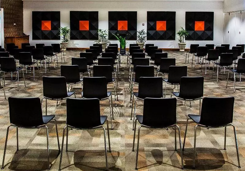 The Pearl South Pacific Resort, Spa & Golf Course