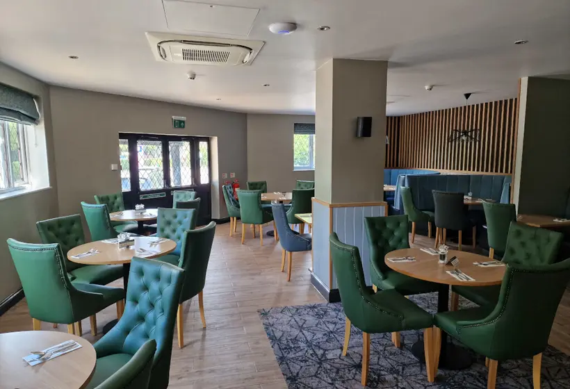 Felbridge Gatwick Hotel & Spa