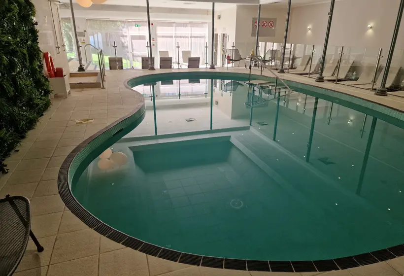 Felbridge Gatwick Hotel & Spa