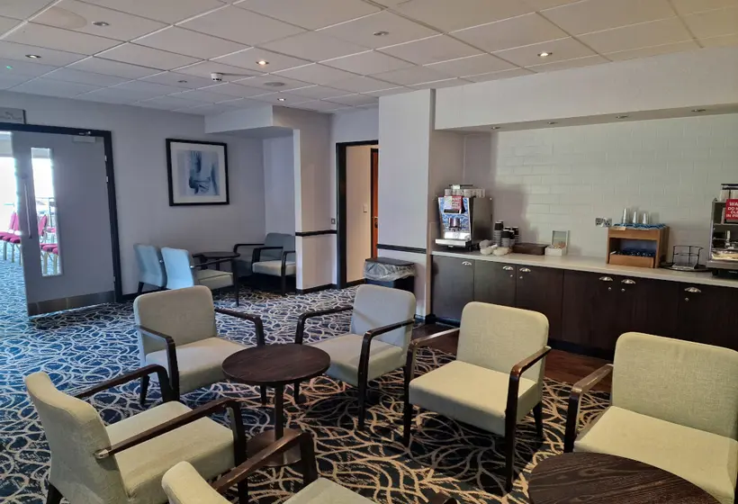 Felbridge Gatwick Hotel & Spa