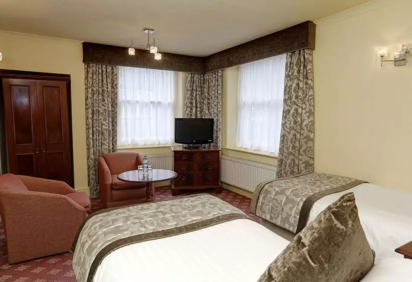 Отель B/w Plus Buxton Lee Wood