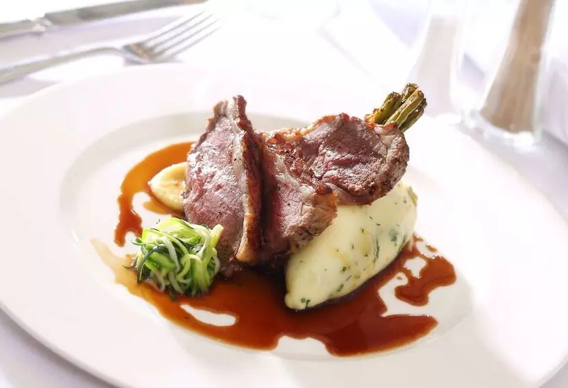 Отель B/w Plus Buxton Lee Wood