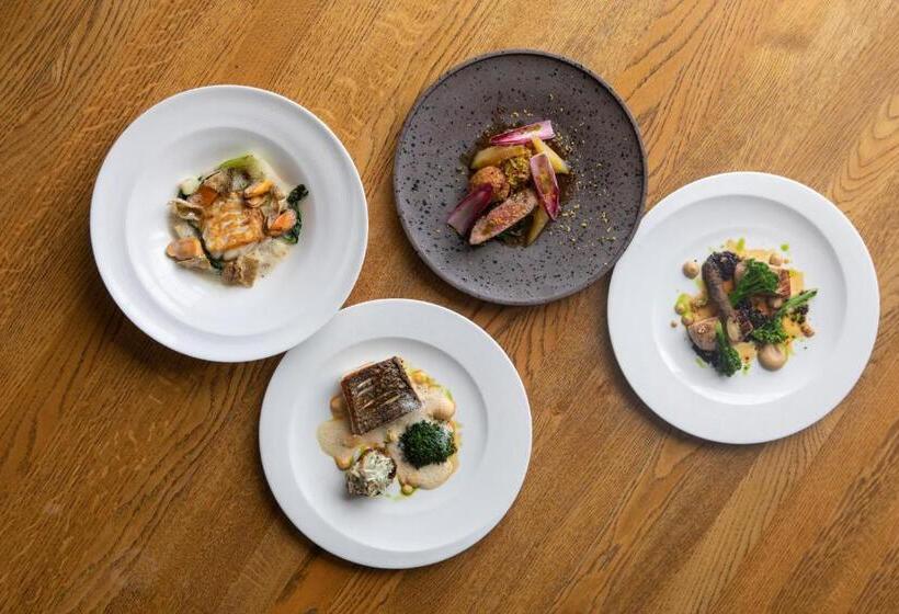 فندق Cottage In The Wood