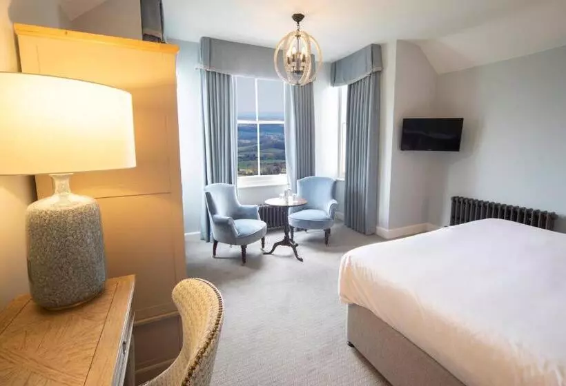 Отель Cottage In The Wood