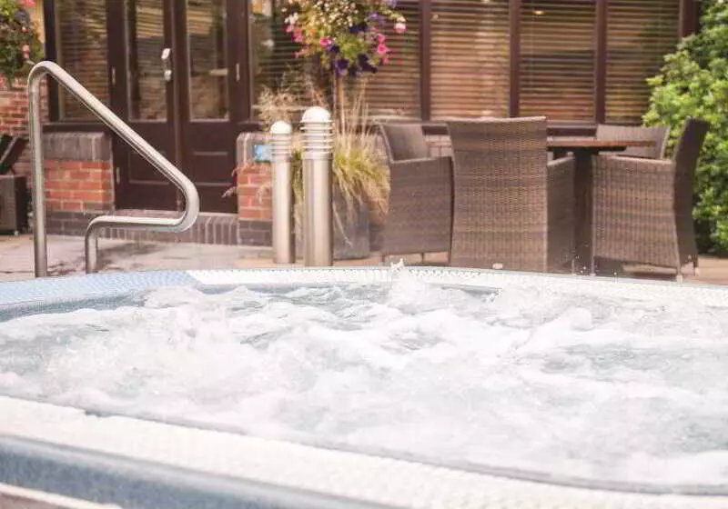 Cottons Hotel And Spa