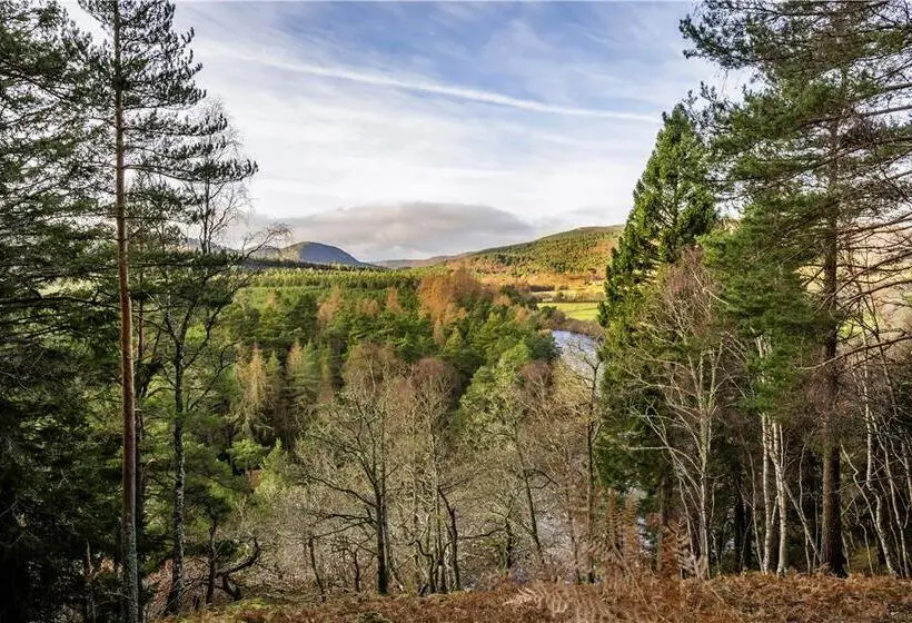 ホテル Hilton Grand Vacations Club Craigendarroch Suites Scotland