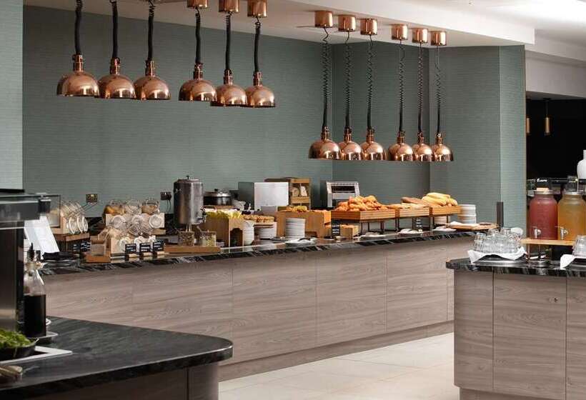 فندق Hilton London Gatwick Airport