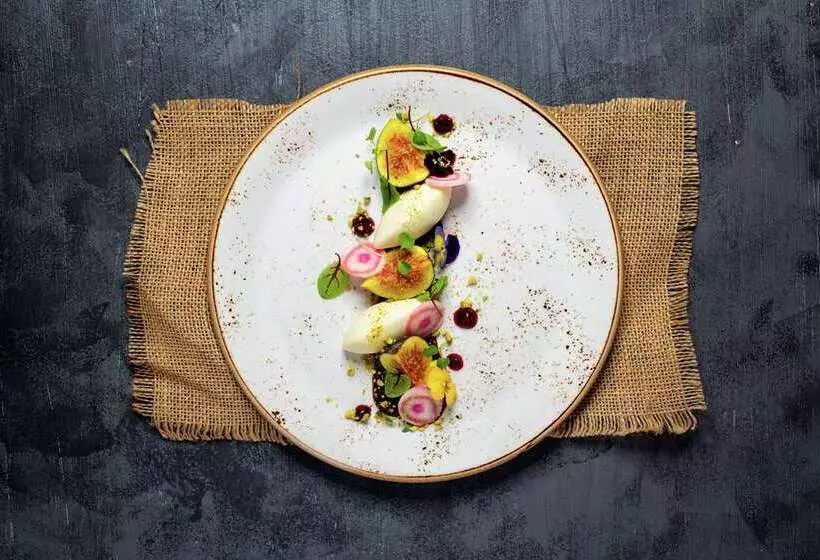 هتل Hilton London Gatwick Airport