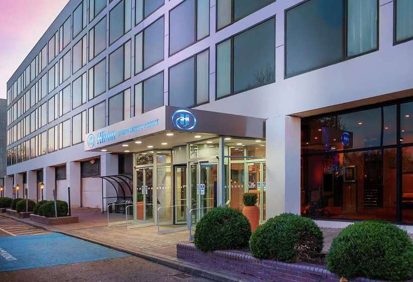 فندق Hilton London Gatwick Airport