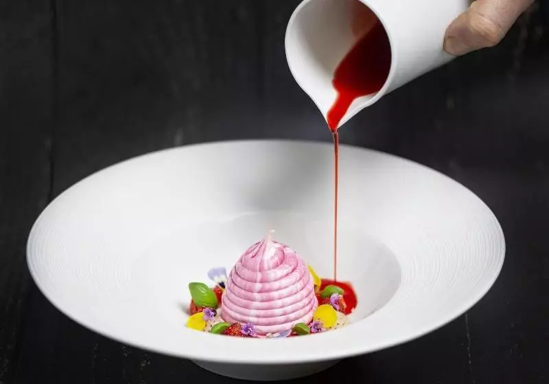 فندق Lords Of The Manor