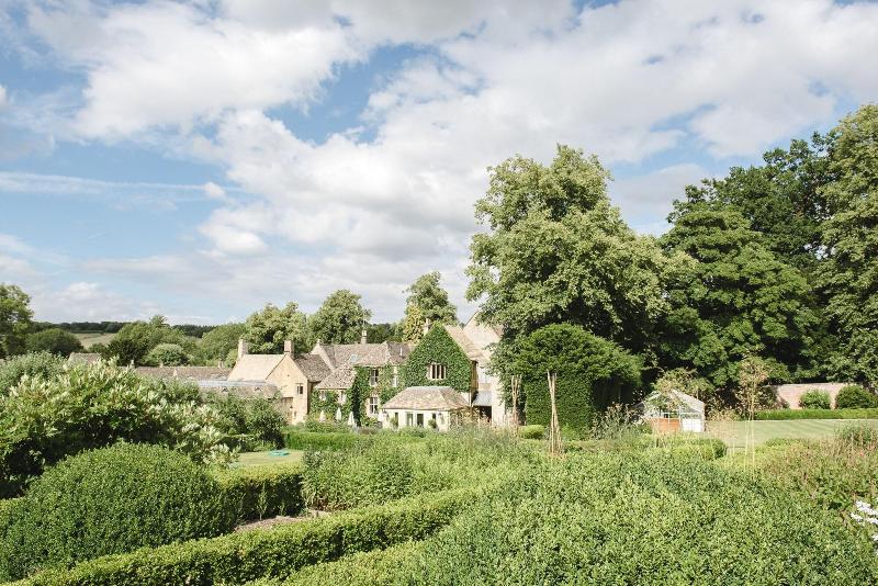 호텔 Lords Of The Manor