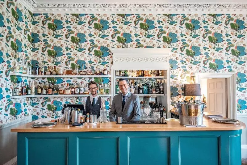 فندق Lords Of The Manor