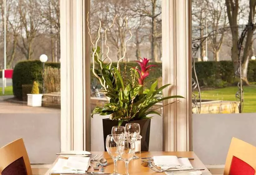 בית מלון כפרי Mercure Bradford Bankfield