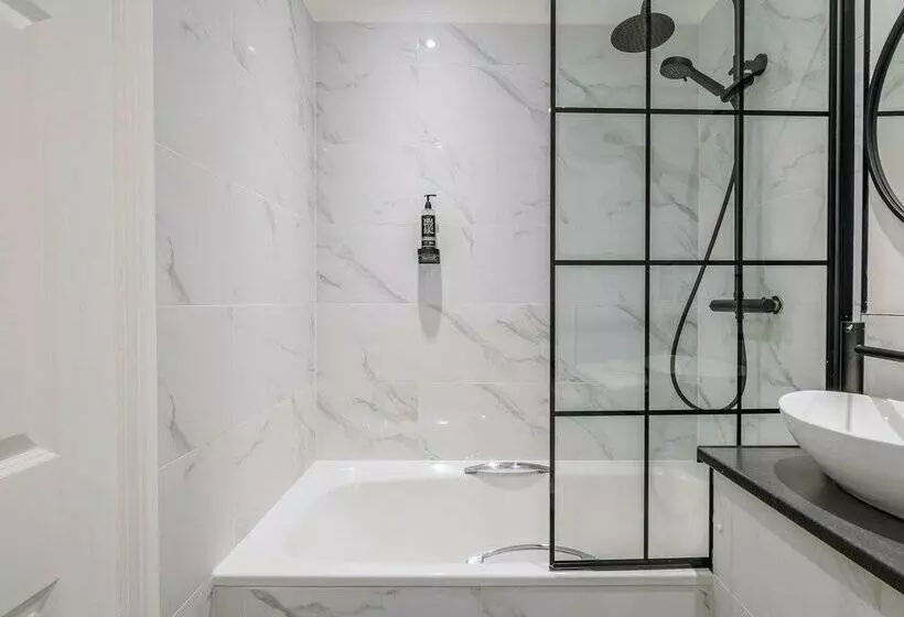 Hotel Muthu Belstead Brook