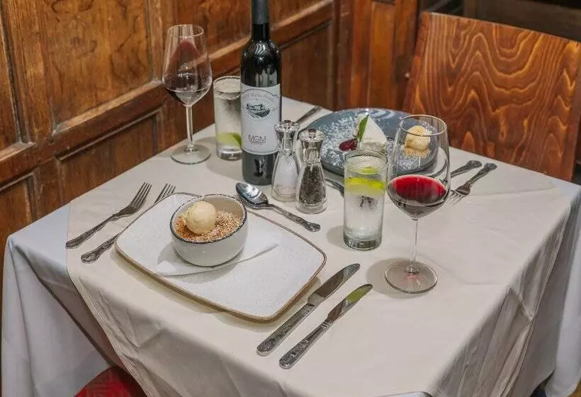 Hotel Muthu Belstead Brook