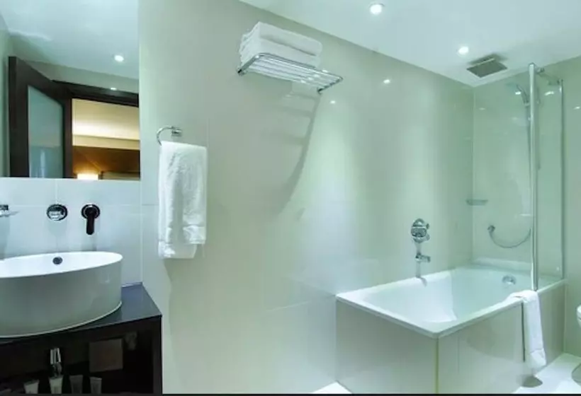 هتل Park Avenue Baker Street