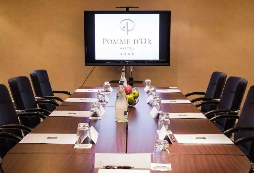 Hotel Pomme D Or