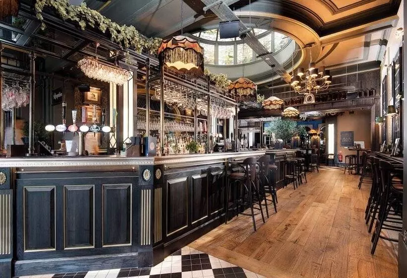 ホテル The Harrogate Inn The Inn Collection Group