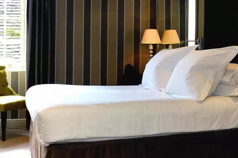 호텔 The Old Bridge