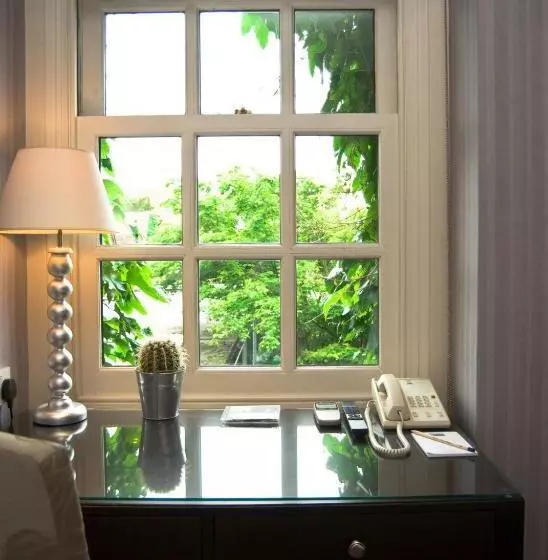 호텔 The Old Bridge