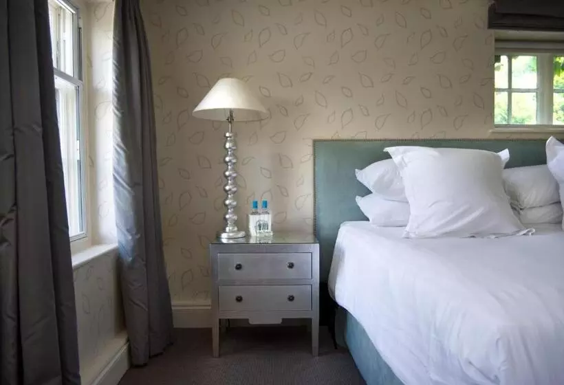 호텔 The Old Bridge