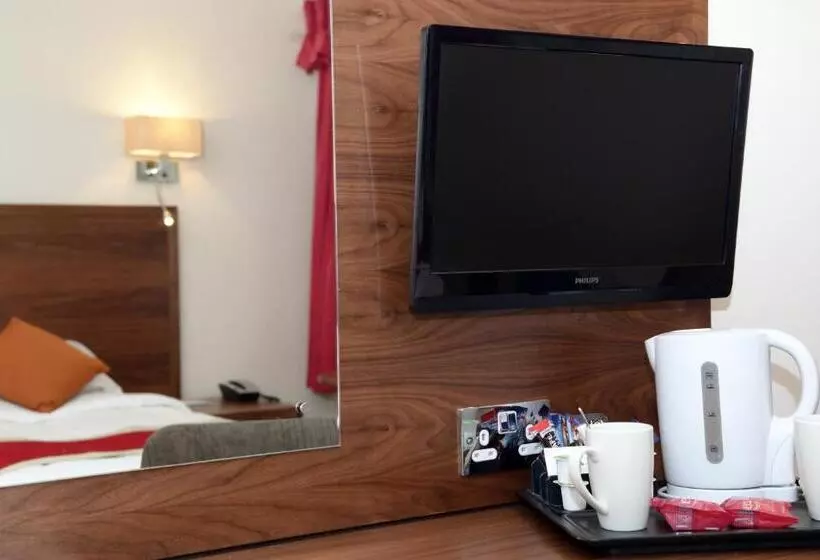 Отель The Waterloo