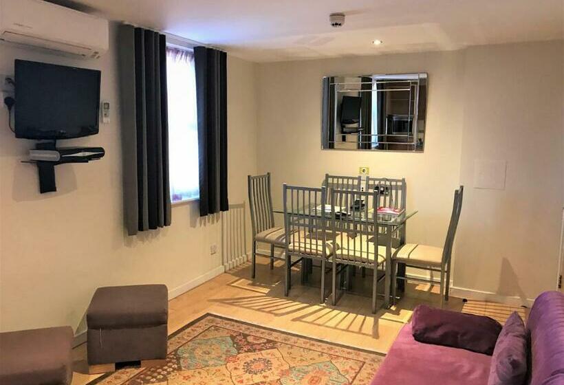 Grand Plaza Serviced Apartments