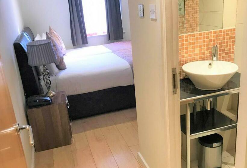 Grand Plaza Serviced Apartments