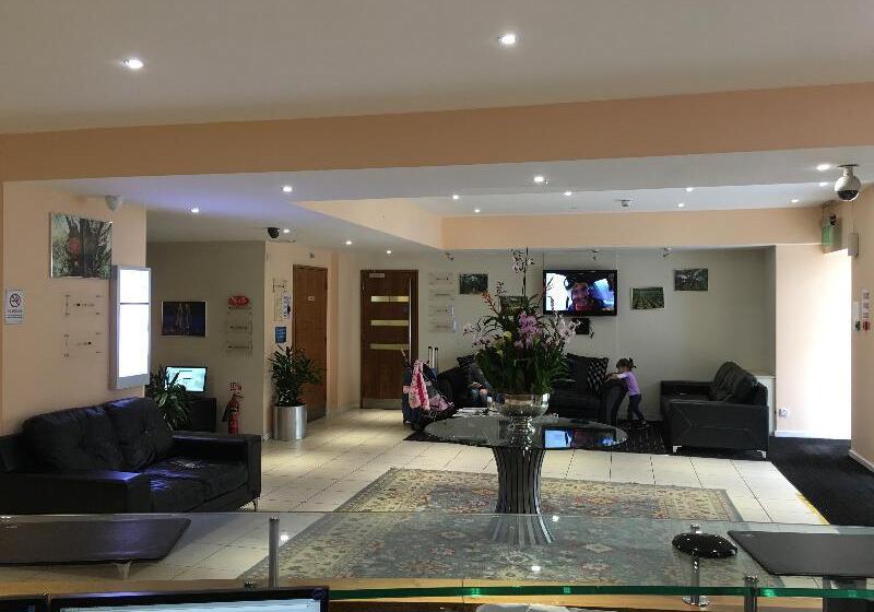 Grand Plaza Serviced Apartments