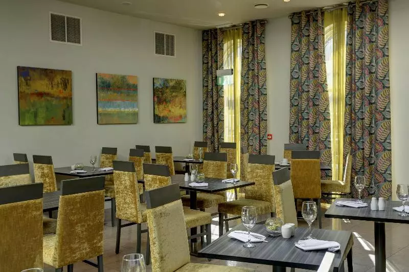 Отель Best Western Plus West Retford