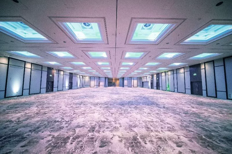 هتل Hilton London Metropole