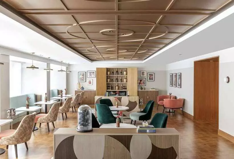 هتل Hilton London Metropole