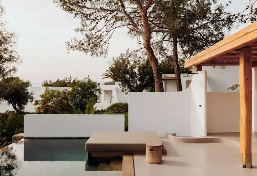 Minos Beach Art Hotel, A Member Of Design Hotels