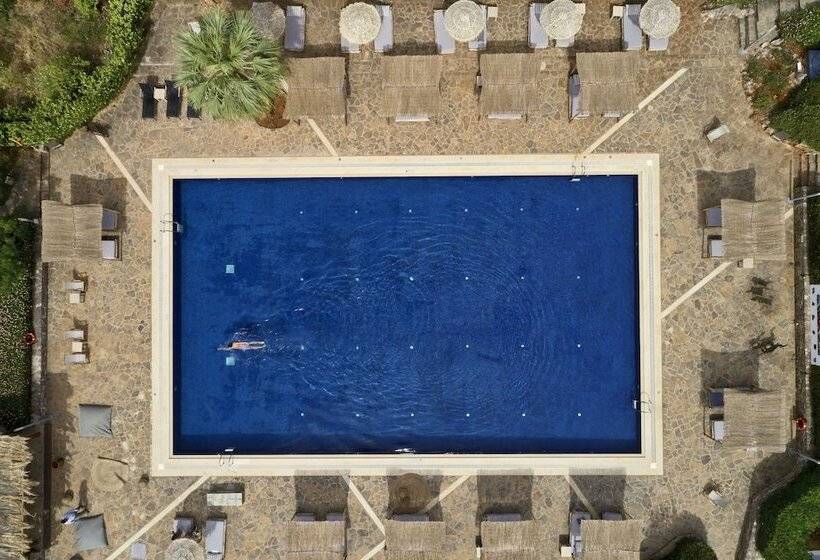Minos Beach Art Hotel, A Member Of Design Hotels