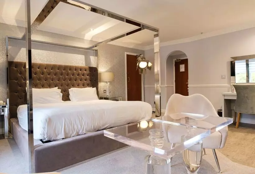 Moor Hall Hotel, Bw Premier Collection