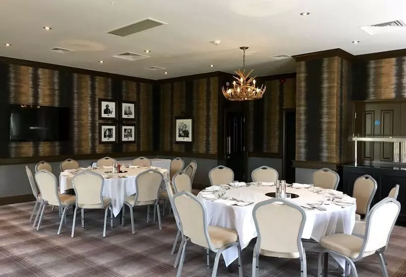 בית מלון כפרי Mottram Hall