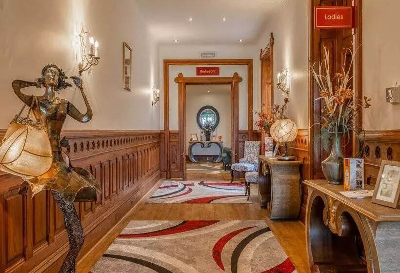 Hotelli Muthu Newton