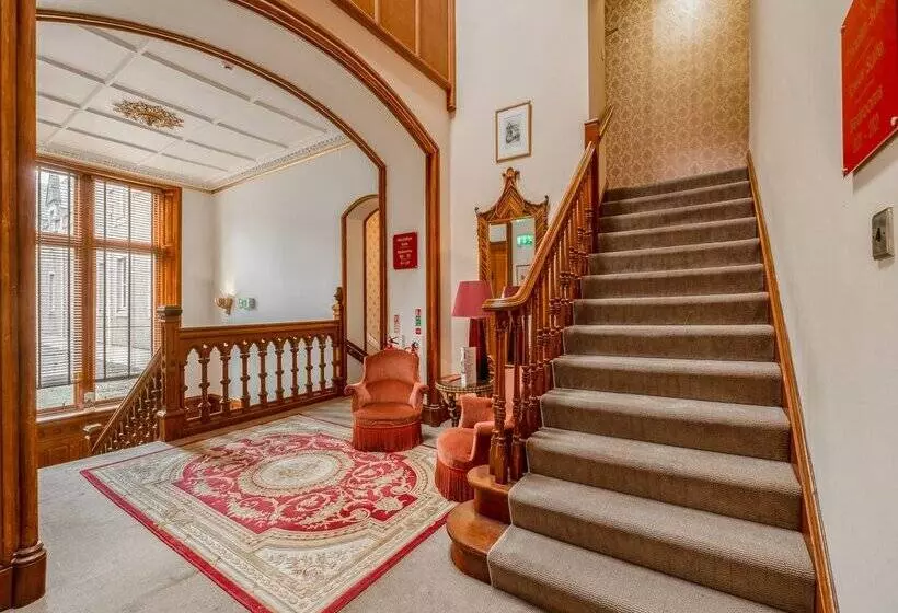 Hotelli Muthu Newton