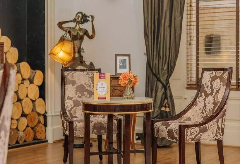 Hotelli Muthu Newton