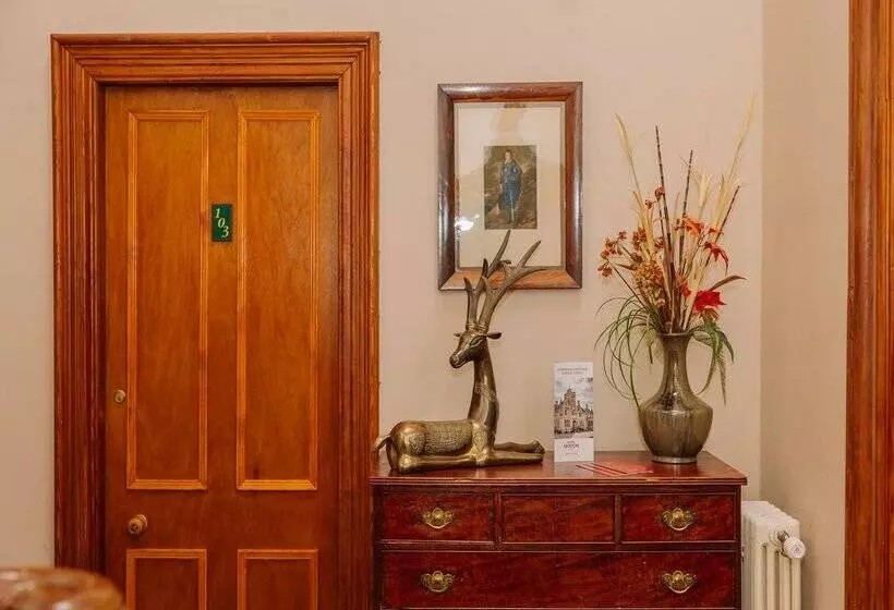 Hotelli Muthu Newton