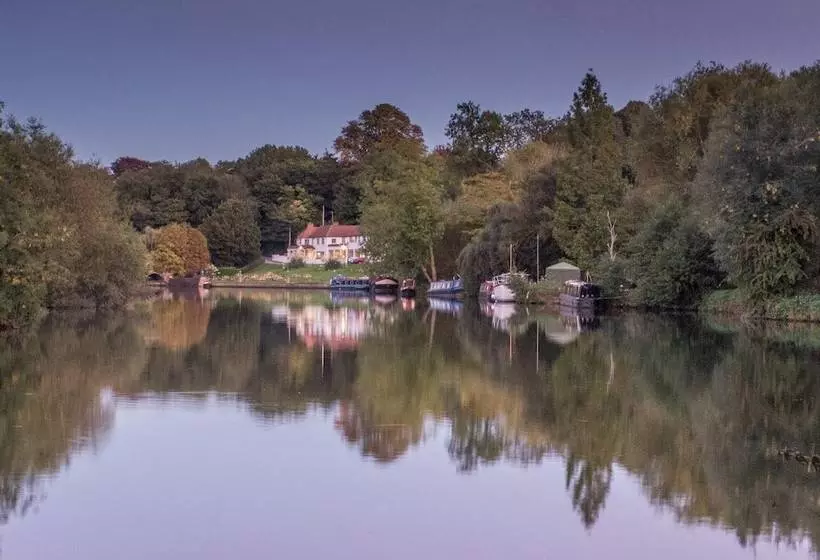 호텔 Shillingford Bridge