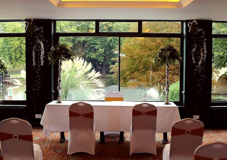 בית מלון כפרי Shillingford Bridge