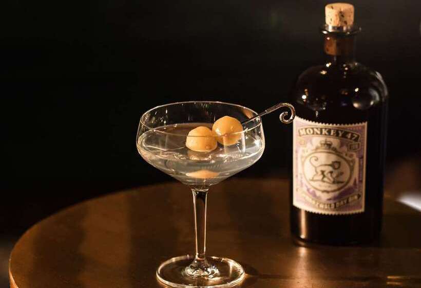 فندق The Waldorf Hilton London